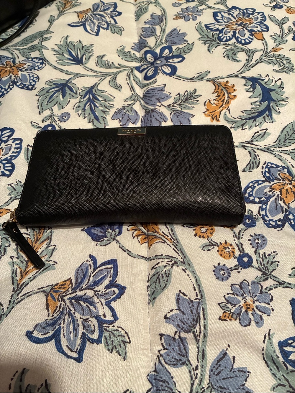 kate spade Black Saffiano Zip Wallet with Gold Logo